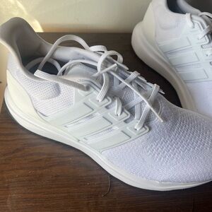 Adidas Ubounce Men Running Sneakers